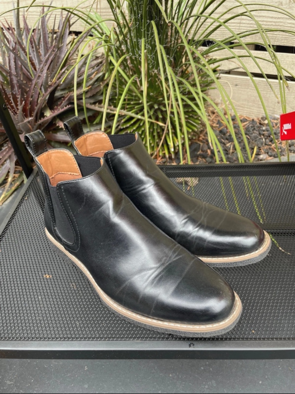 Deer Stags Black faux Leather Chukka Chelsea Boots